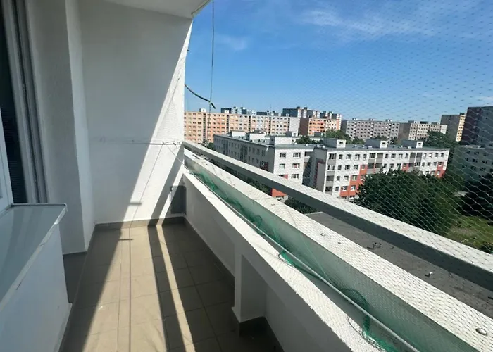 Light Near Center With Easy Transport Access 브라티슬라바